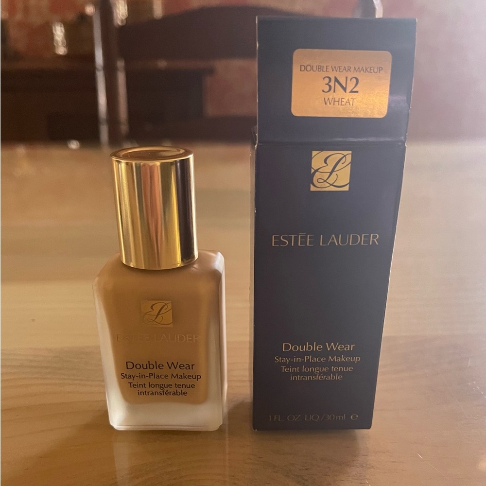 Estée Lauder Double Wear Foundation